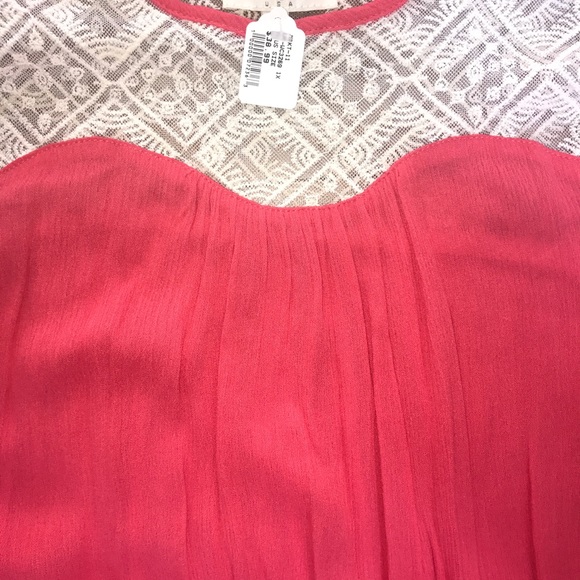 UmGee Coral Shoulder Cut--Out Shirt - Picture 4 of 6